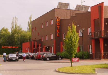 Hotel Altamira Piotrków Trybunalski Kültér fotó